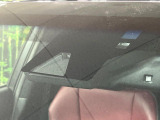 【トヨタセーフティセンス】走行中に前方の車両等を認識し、衝突しそうな時は警報とブレーキで衝突回避と被害軽減をアシスト。より安全にドライブをお楽しみいただけます。