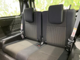 運転席からの視界は広く、運転操作もスムーズに行えます。安全運転をサポートします。