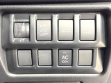 【パワーバックドア】スマートキーや運転席のボタンを押すだけでリアゲートが自動で開閉します!荷物を持っている時や、高い位置にあるバックドアを閉める際に便利な機能です♪