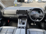 ◆LIBERALAは、輸入車選びの新たなスタイルを提案するインポート・セレクト・ブランドです。オーナー様となる方がクルマから直接感じる感性を第一にした、最良の一台との出会いをコーディネートいたします。