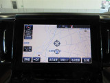 ナビは純正品。ワンセグテレビ・CD・Bluetooth・SDオーディオ・スマホ・外部入力・ハンズフリー電話対応。