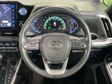 【純正革巻きステアリング】上質な革を使用することで、手にしっかり馴染みとても運転しやすいハンドルです♪