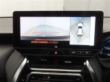 バックモニターを装備しています。車庫入れ時等に車両後方が確認出来るのでとても便利です。