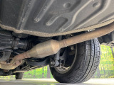 お車を安心してお乗りいただく為には、足回りの定期点検が欠かせません。サービスサポート(有償保証)では無料点検もご提供しており、安心のカーライフをお過ごしいただけるサポート体制が整っています。