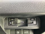 高速道路の料金所をスムーズに通過できるETC車載器を搭載。スマートインターチェンジでの利用も可能です。お出かけがさらに便利になります。