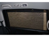 2列目シートも足元はゆったりしており快適にお座り頂けます!チャイルドシートの取り付けにも対応しており、後部座席にお乗りの方も楽しく広々と使用できます!!