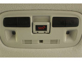 フロントマップランプ。万が一の時のSOSスイッチ(T-cnnect加入が必要です詳しくはスタッフまで)。