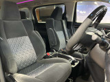 運転席も広々としており運転しやすい環境を実現しています☆