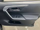 各種スイッチです