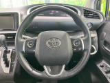 【純正革巻きステアリング】上質な革を使用することで、手にしっかり馴染みとても運転しやすいハンドルです♪