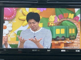 停車中、同乗者の方に楽しんでいただけるTV機能。長距離移動のお供に、エンターテイメントをプラスできます。