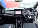 周りが見やすく運転しやすいお車です♪