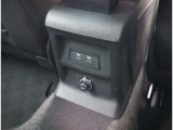 Audi正規ディーラーが高品質をお約束。高度な訓練・教育を受けたAudi専任メカニックが、100項目にもおよぶ精密な点検を実施いたします。すべてをクリアしたAudi車だけが、あなたのお手元に届けられるのです。