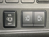 【両側パワースライドドア】スマートキーや運転席のスイッチで後席両側スライドドアの開閉が可能♪電動だから力を入れてドアを開ける必要が無く、小さなお子様でも簡単に開け閉めでき快適です♪