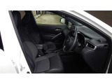 見通しのよいすっきりとした視界で、誰でも運転しやすいです。運転のしやすさは疲れにくさにも繋がりますよ♪