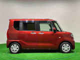 ドアは約90度に開くので荷物も積み込みやすく、乗り降りもしやすい♪ ロングドライブも快適に過ごせる工夫がいっぱいです♪♪