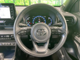 【純正革巻きステアリング】上質な革を使用することで、手にしっかり馴染みとても運転しやすいハンドルです♪