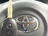 【キーレス】少し離れた場所からでもボタン一つでドアの開錠・施錠ができるのでとっても便利!ドアの鍵穴周りに傷をつけることもありません♪