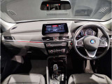 ☆センターパネルを運転席側に僅かに傾けたBMW独特のインパネ☆【駆け抜ける歓び】はここからもスタートしております☆