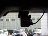 当店は全車『ロングラン保証』付!(1年間、距離無制限 HV車はHV保証付) 別途延長保証もご用意しております♪ ぜひ現車を確認にご来店ください