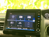 CDやラジオ、iPodなど、様々な音源を楽しめます。お気に入りの音楽で、車内を盛り上げましょう。