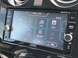 高機能ナビゲーションシステムで、快適なドライブをサポート。様々な情報を分かりやすく表示し、目的地への道案内も安心です。