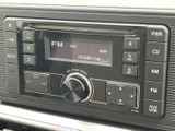 使いやすい操作性のオーディオシステム。CDやラジオなど、様々なメディアに対応しています。快適なドライブを演出します。