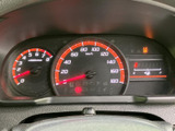 視認性の高いメーターで、運転状況を的確に把握できます。速度や回転数など、必要な情報が一目でわかります。