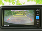 後方確認をサポートするモニターで、安全な運転をサポート。狭い道や駐車時も、より安心してお車を操作できます。運転の苦手な方にもお勧めです。