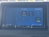 お好みの音楽やラジオを、高音質で楽しめます。Bluetooth接続でスマートフォンとの連携も簡単。快適なドライブのお供に最適です。