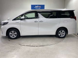 サイドビューもスポーティーでカッコいいです!人も荷物もたくさん乗って使い勝手がいいですよ♪