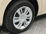『トヨタ純正アルミホイール装着車になります!』スタイリッシュでとてもかっこいいですね♪