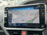 見やすい地図画面で、目的地へのナビゲーションをスムーズに行えます。運転に集中できる環境を構築。