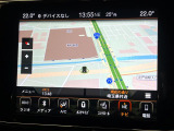 ●純正ナビ:一体感のあるナビは、高級感ある車内を演出してくれます。オーディオ機能も充実しておりますので、運転もより楽しめます♪