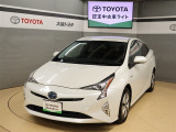 トヨタ認定中古車の安心感はそのままに、まるごとクリーニングと同等商品の当社「キラリフレッシュ」を簡素化し、お買い求めやすくした商品が、「トヨタ認定中古車ライト」です。