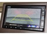 バックカメラが装備されており、後方の安全確認はもちろんのこと狭い場所での駐車や雨の日・夜間など視界の悪いコンディションでのストレスの軽減にもなります!
