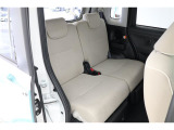 ■車内クリーニング■専門スタッフが見えないところまで徹底洗浄!車内のニオイもリフレッシュ!目に見えないところまで美しくがモットーです。だから、当店の中古車は内装にも自信があります!