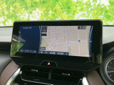 見やすい地図画面で、目的地までスムーズに。ナビゲーション機能が、快適なドライブをサポートします。