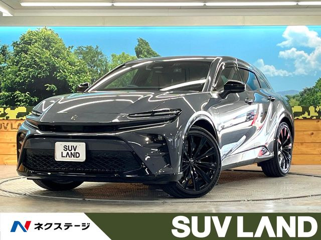 クラウンスポーツ 2.5 Z E-Four 4WD