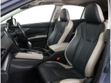 ゆったり座れて、長時間の運転も疲れにくいフロントシート!ホールド性も良く運転に集中できるシートです!!また、電動パワーシートですので着座位置も正確に合わせることが出来ます!!
