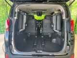 【パワーバックドア】スマートキーや運転席のボタンを押すだけでリアゲートが自動で開閉します!荷物を持っている時や、高い位置にあるバックドアを閉める際に便利な機能です♪