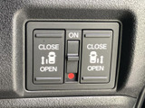 停車中にTVや動画を楽しむことができるので、待ち時間も快適に過ごせます。長距離移動時の休憩に、エンターテイメントでリフレッシュ。