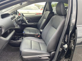 運転しやすい視点と、包み込まれるようなシートが一体感を高めます。快適な運転環境を追求しました。