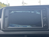 バックモニター付きで、狭い場所での駐車も安心です。後方確認がしやすくなり、安全性を高めます。運転に自信がない方にもおすすめです。