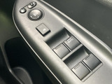 雨天時や視界が悪い時でも、クリアな視界を確保できます。操作も簡単で、運転に集中できます。安全運転をサポートします。