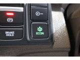 ECONスイッチの効果とあなたの運転で、クルマと力をあわせ「燃費向上=ガソリン代の節約=CO2 削減」のチャレンジをお楽しみください。