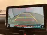バックカメラが付いているので後方確認が非常にしやすいです。今や運転初心者も熟練者も必須装備!ついていて損はないですね♪