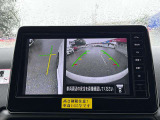 ナビのOPTボタンを二回押すことで運転席からの死角もカバーできます