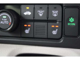 シートヒーター装備付き車!!座席に埋め込まれた電熱線によりシートを暖めることが出来る装備で、温められたシートは、寒い冬には最適です!!