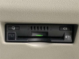 ETC車載器付きです。高速道路の料金所もスムーズに通過できます。